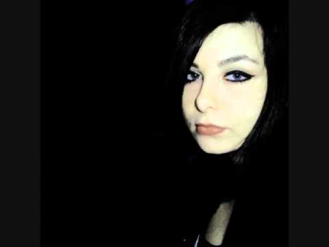 Hewes Miras feat Kraliçe Yas - Boşuna Yürüdün