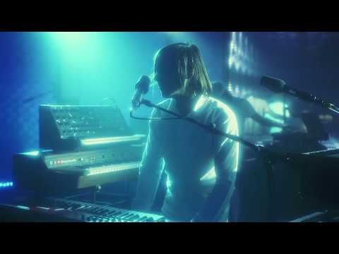 AIR - How Does It Make You Feel? (Binaural Live - Official Video)