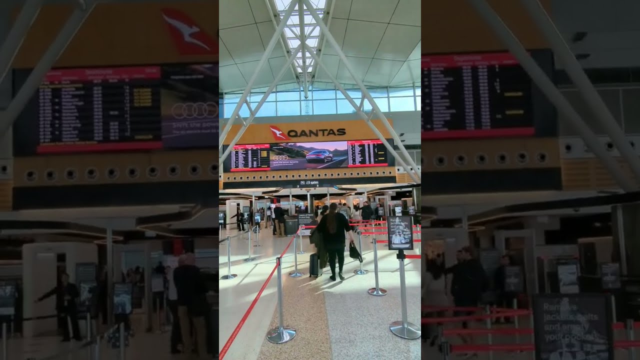 Qantas Airways Domestic Business Lounge
