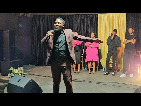 Vuyo Tshikila - Onalo Izwi Lakhe | Makabongwe uJesu