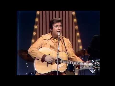 Bob Luman - Is It Any Wonder That  I Love You (1971)