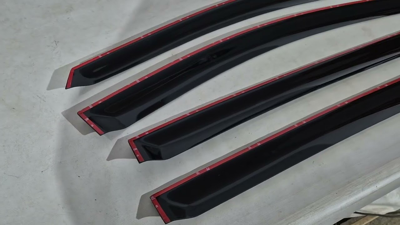 Nissan Tiida 2004-2011 рр. Вітровики HB (4 шт, HIC) Video 1