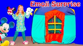 ASSISTANT Disney Emoji Blitz Surprise Pillows PJ Masks + Nerf Video