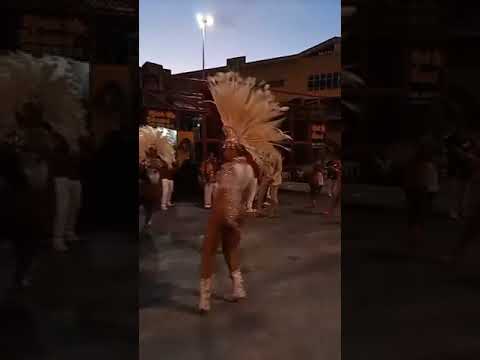 Apresentação do samba enredo do GRES Unidos de Padre Miguel carnaval 2022 na Cidade do Samba 04/12