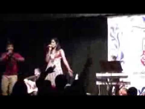 Oo La La - Jonita and Rajdeep