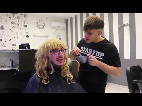 La famiglia di Carolina dal Barbiere! - Carmine Migliaccio