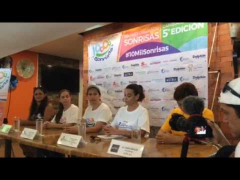 MICHU Y MAU AYUDANDO A LOS NIÑOS QUEMADOS EN CANCUN Y Q. ROO