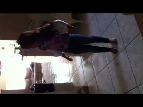 Mayerlin doing gymnastics