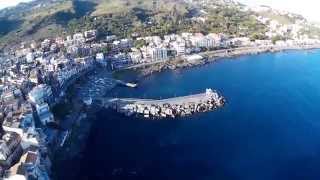 preview picture of video 'Castello di Aci visto dal Drone - Aci Castello, Catania, Sicilia'