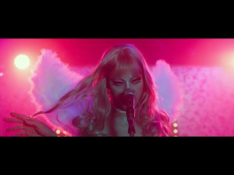 Park Jung Min as "Yui" 🤣❤️