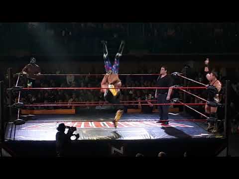 CHAVO GUERRERO Y MECHA WOLF 450 VS SUPER NOVA Y MATT SYDAL