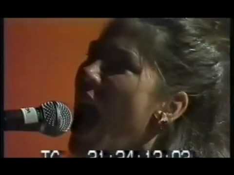 The Pixies Hang wire live 1990