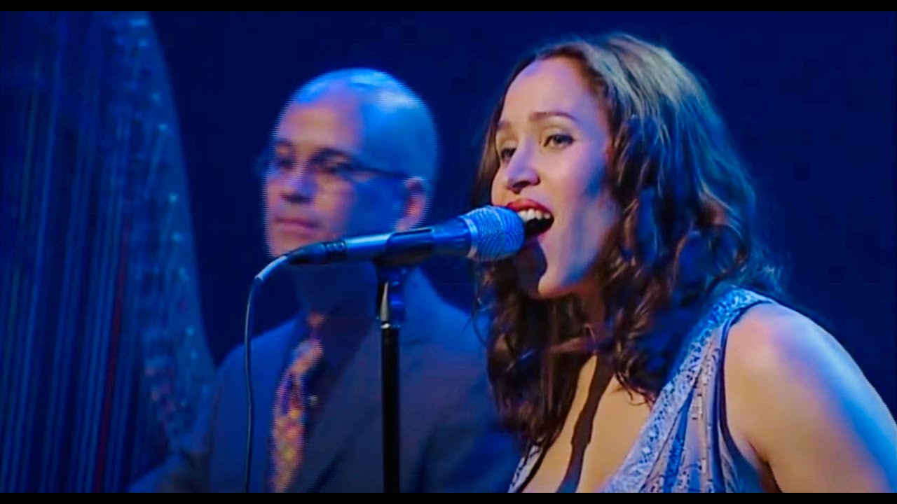 Miniature de la vidéo Let's Never Stop Falling In Love - Pink Martini ft. China Forbes | Live from Portland, OR du film Pink Martini - Discover the World