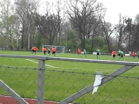 Olza Godów - LKS Skrbeńsko 17.04.2011 Fragment meczu cz1