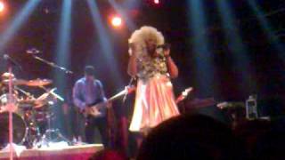 Macy Gray @ Hard Club - Nothing Else Matters (Metallica cover)