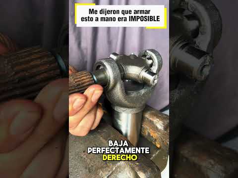 Cómo armar una CRUCETA de cardán SIN PRENSA 🔧 (Truco de Taller) #Shorts