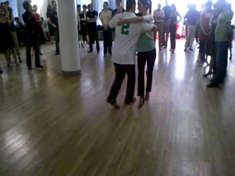  Junior Cervilla  and  Natalia Royo  are  dancing  to  a  tango