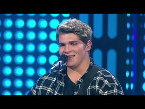 Afrikaans is Groot and Chris Steyn