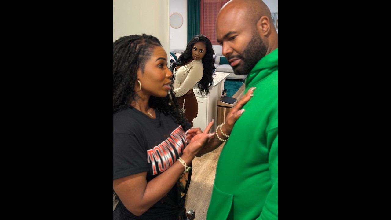 When J Diva catches Mike and Sunny late night creeping!