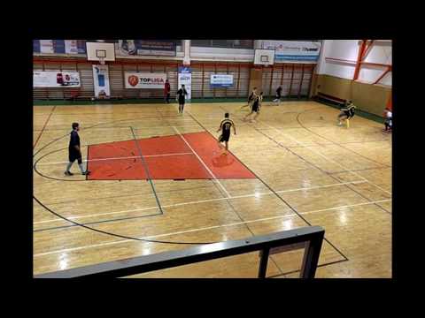 O 3. miesto: Nenároční chlapci vs. Olympique