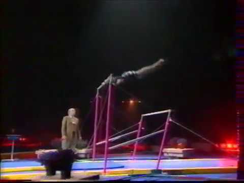 Lavinia MILOSOVICI (ROU) UB - 1996 Gala "Les Dieux de la gym"