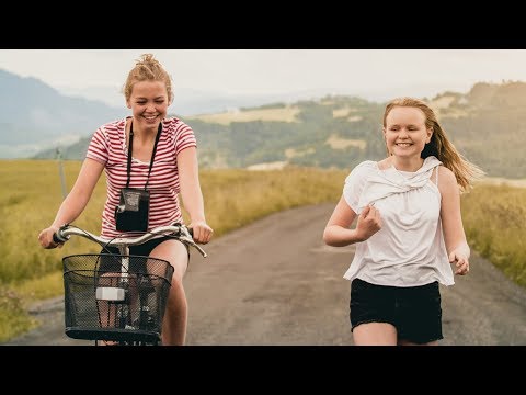 Tobine: "Ferievenn" – lyric video