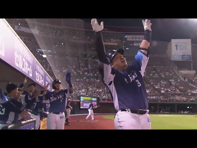 【9回表】確信歩き!! ライオンズ・山川穂高 レフトスタンド中段に飛び込む2ランホームラン!! 2022年7月8日 東北楽天ゴールデンイーグルス 対 埼玉西武ライオンズ