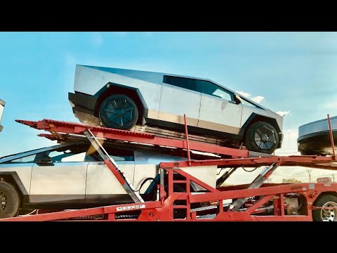 Watch the FIRST Tesla Cybertruck Deliveries at Giga Texas