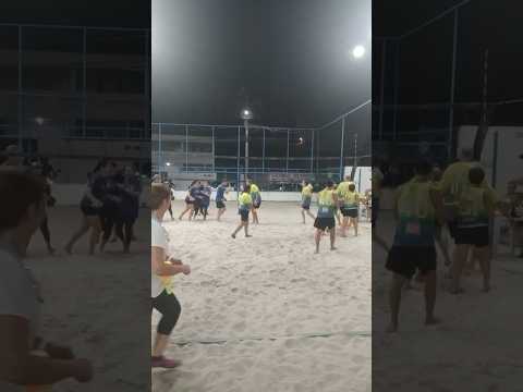 Um clássico de emoções, pulos, gritos e vitória.