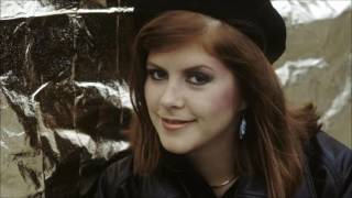 Kirsty MacColl - El Paso