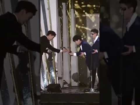 No one can receive Awards like BtoB.....#btob