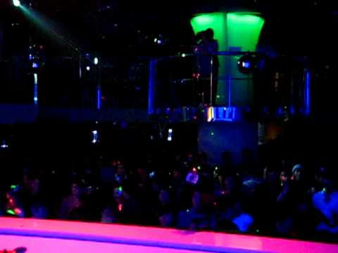 Benny Maze - Lucid Dream_ Serge Devant playing at Volume Korea