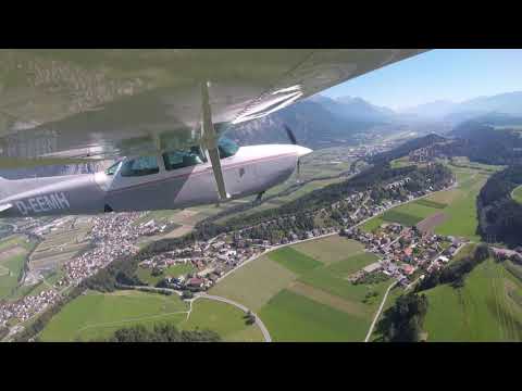 Arrival at Innsbruck LOWI RW26 VFR India route in a C172RG 180hp