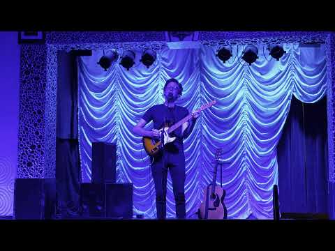 Joshua Lee Turner - Nineteen and Aimless live (Visulite Theater, Charlotte, NC (August 25, 2021))