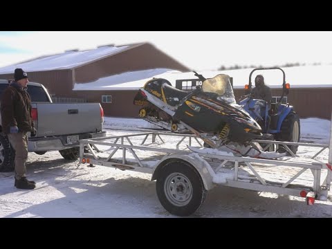 Seller Said This Prisoners $350 Snowmobile Won't Run (Sat 20 Years)