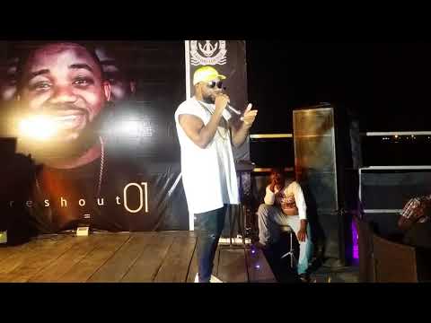 MAGNITO PERFORMED LIVE ON STAGE