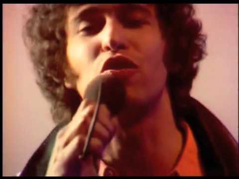 Daniel Vangarde - Un bombardier avec ses bombes - 1975