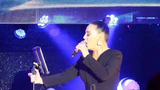 EBRU GÜNDEŞ - Çağırın Gelsin // CANLI Performans