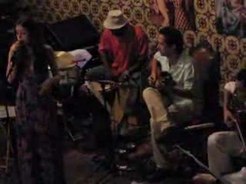 Roberta Sá e Trio Madeira Brasil - Zumbiapungo