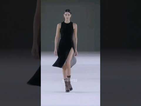 Vittoria ceretti #fashion #model #viral