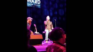 Shake What Your Mama Gave You - Luther Dickinson