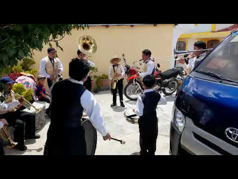 La nueva  onda Musical  Karamelo-s y Banda San José Santa María Visitación,Sololá