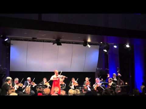 Vittorio Monti: Csardas für Violine und Streichorchester, Solistin: Sara Domjanić