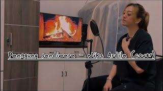 Download lagu PANGGUNG SANDIWARA - NIKE ARDILA (Cover by Vee Husain) mp3 Download lagu PANGGUNG SANDIWARA - NIKE ARDILA (Cover by Vee Husain) mp3