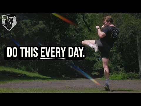 I got GOOD Muay Thai technique (training at home)