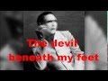 Marilyn Manson - The devil beneath my feet (Only ...