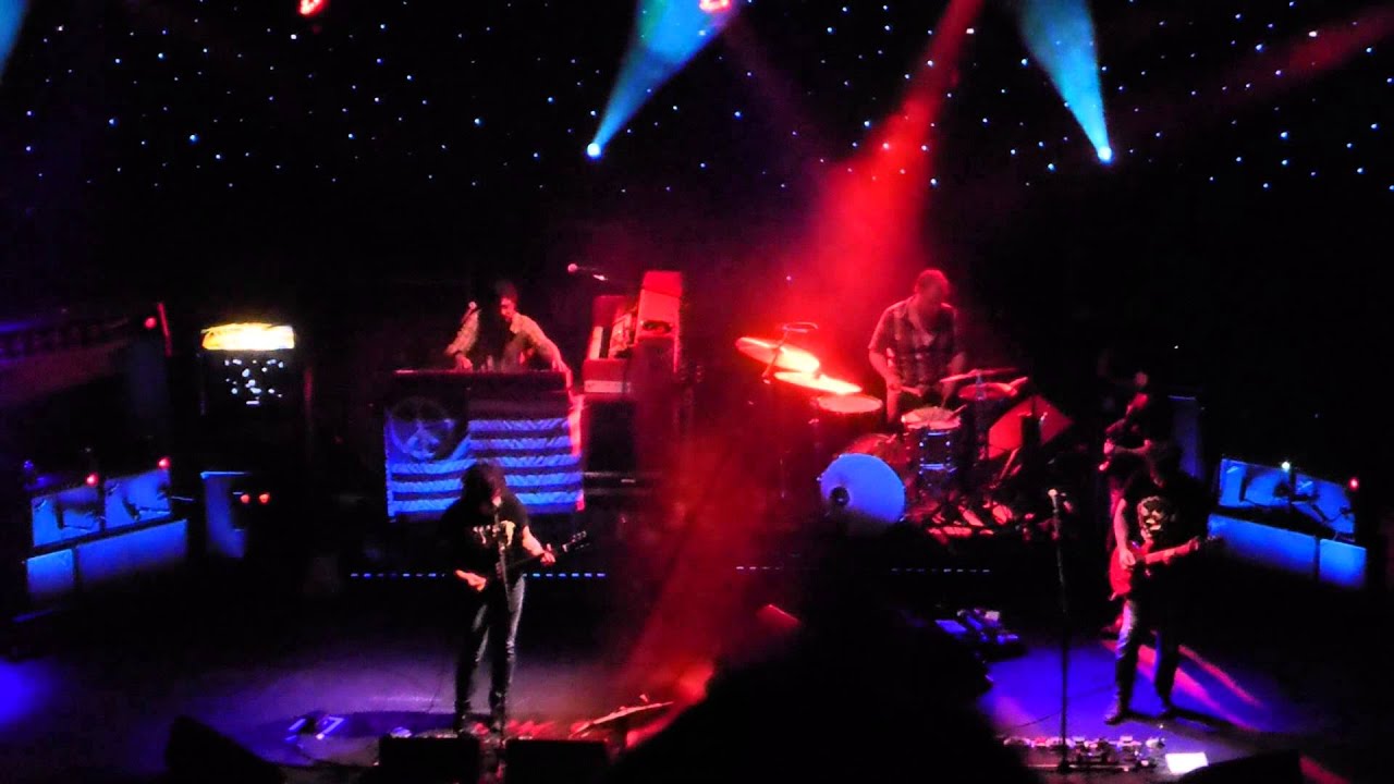 Ryan Adams - Nutshell (Alice in Chains cover) @ Paramount Theatre, Seattle 2014 - YouTube