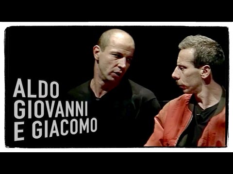Spectators in the stalls: adjacent seats - Aldo Giovanni and Giacomo's short films