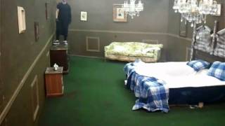 wall walking illusion_1_1.avi