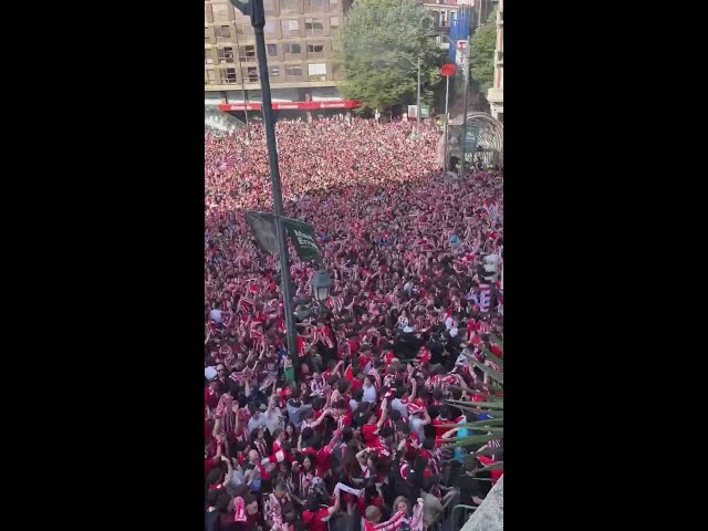 Vídeo relacionado con ATHLETIC CLUB DE BILBAO - Reloj Despertador Digital RE02AC02F